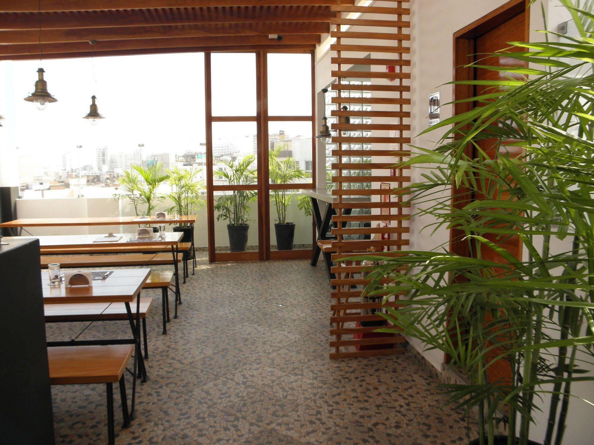 The Point Miraflores, Lima Extérieur photo